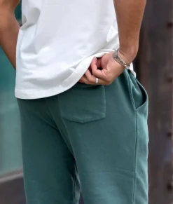 Bottoms><noscript><img width=