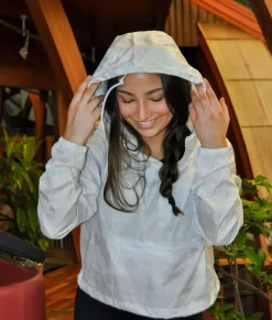 Tops><noscript><img width=