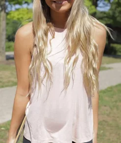 Tops><noscript><img width=