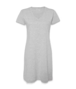 Tops><noscript><img width=